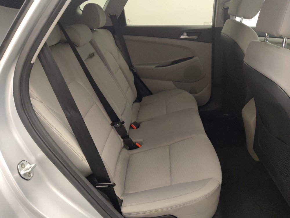 Used 2019 Hyundai Tucson SE image 19