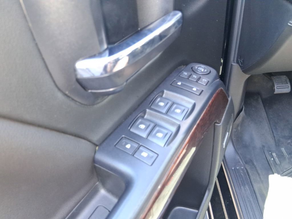 Used 2017 GMC Sierra 1500 SLT AWD/4WD image 5