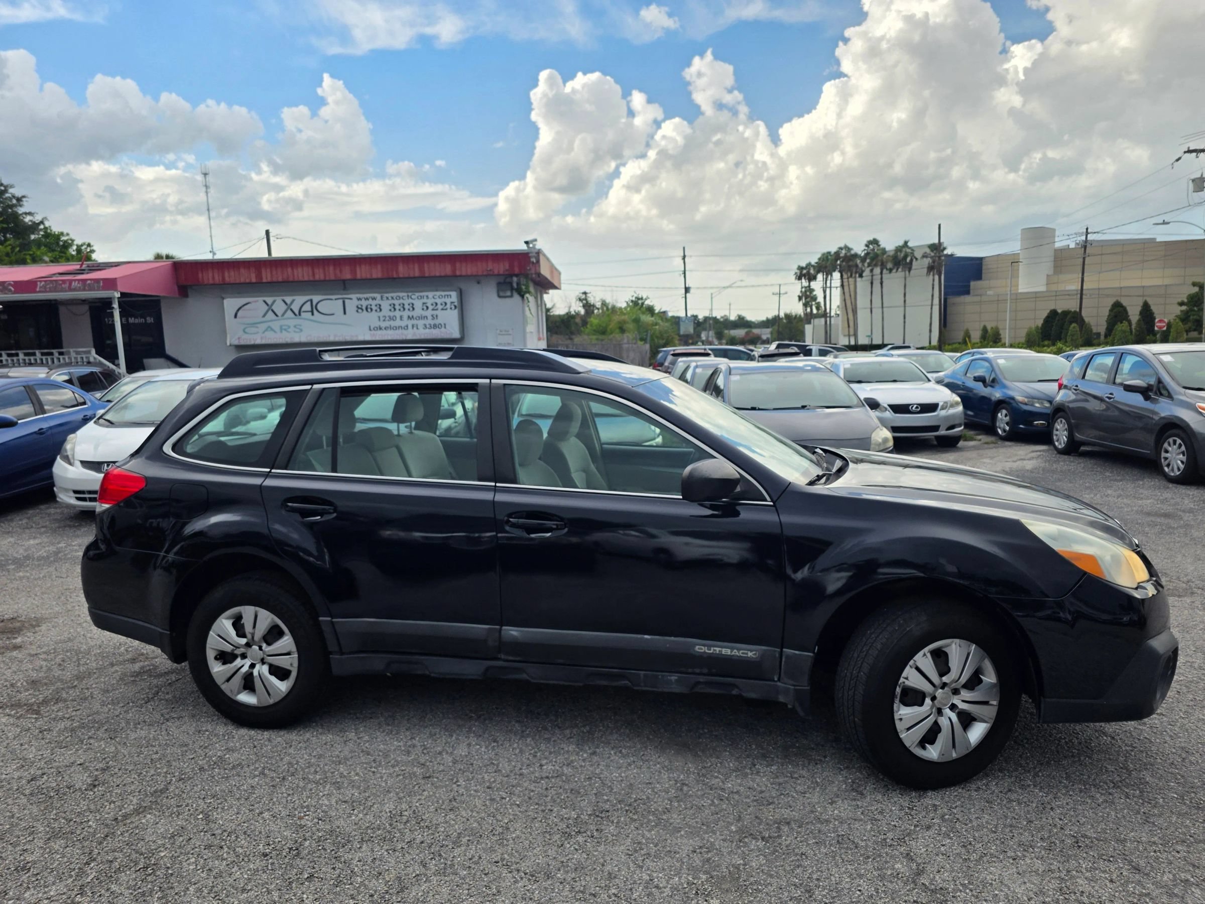Used 2013 Subaru Outback 2.5i AWD/4WD image 8