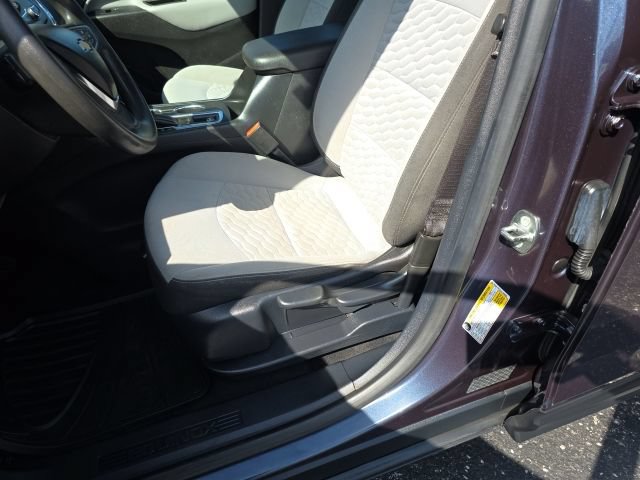 Used 2018 Chevrolet Equinox LS FWD image 14