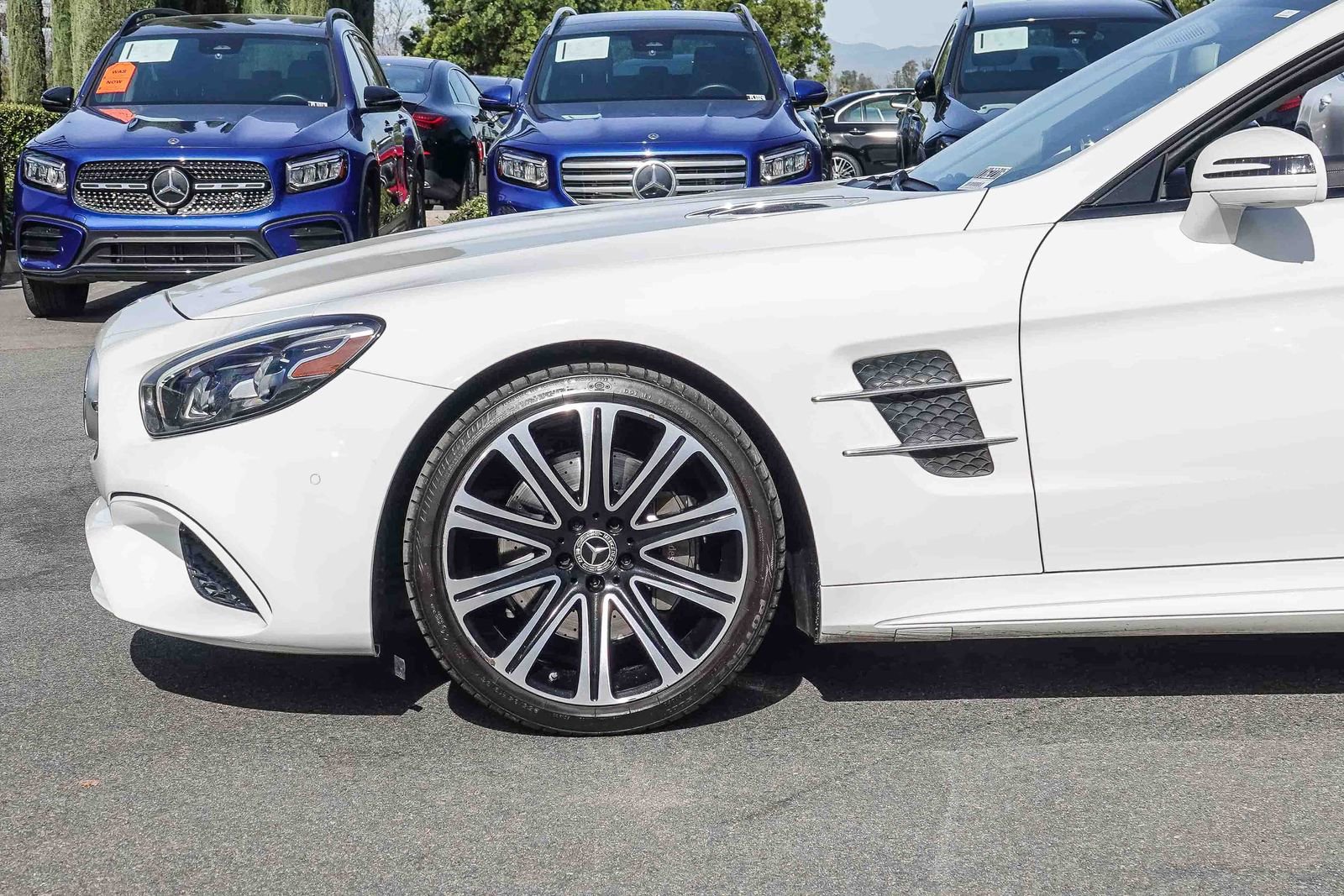 Used 2018 Mercedes-Benz SL 450 image 11