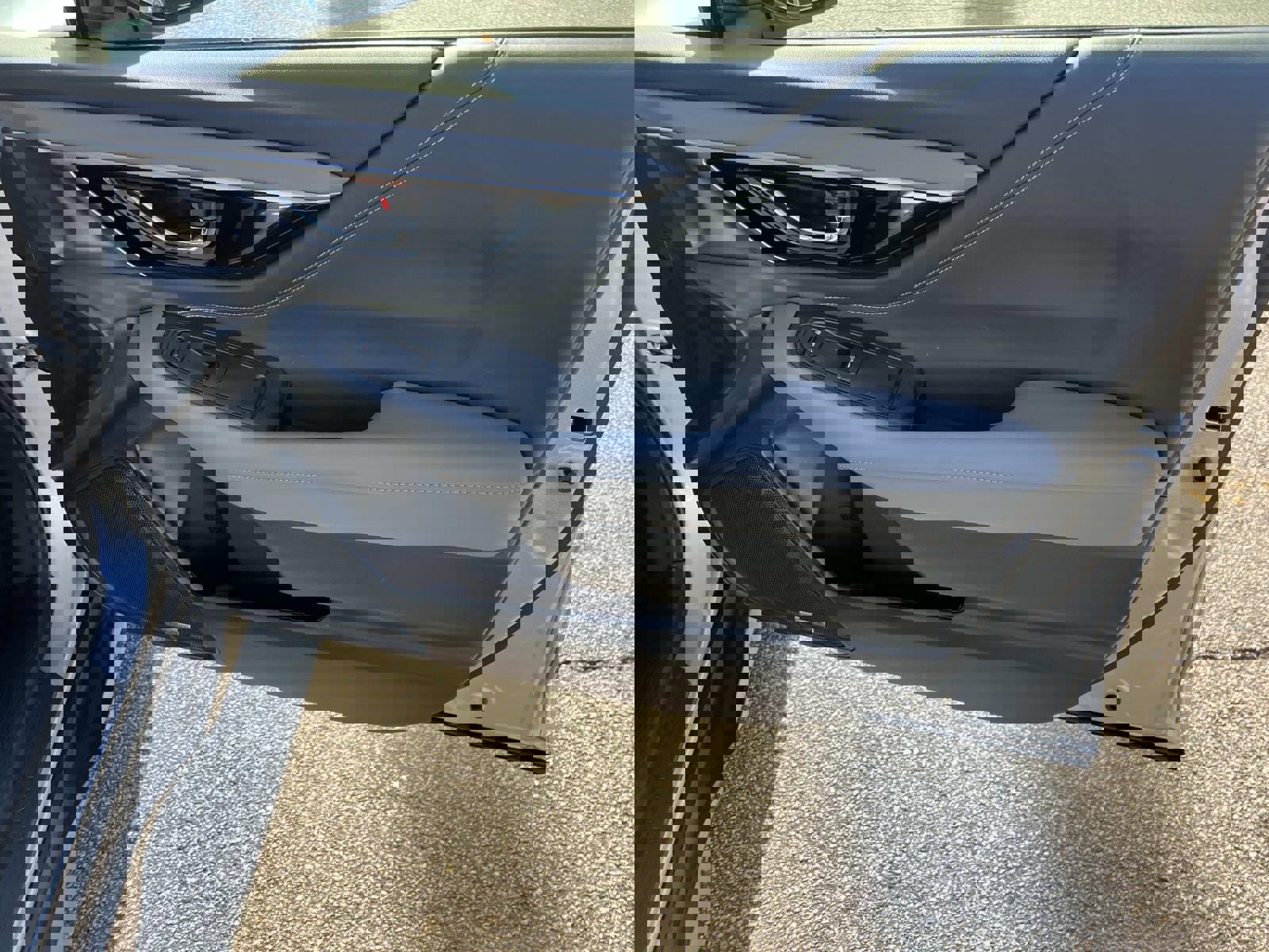 Certified 2025 Subaru Outback Onyx Edition w/ Popular Package #2 image 14