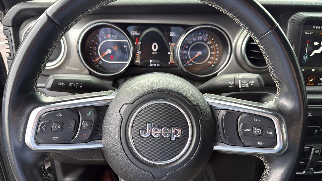 Used 2022 Jeep Gladiator Overland w/ Safety Group image 21