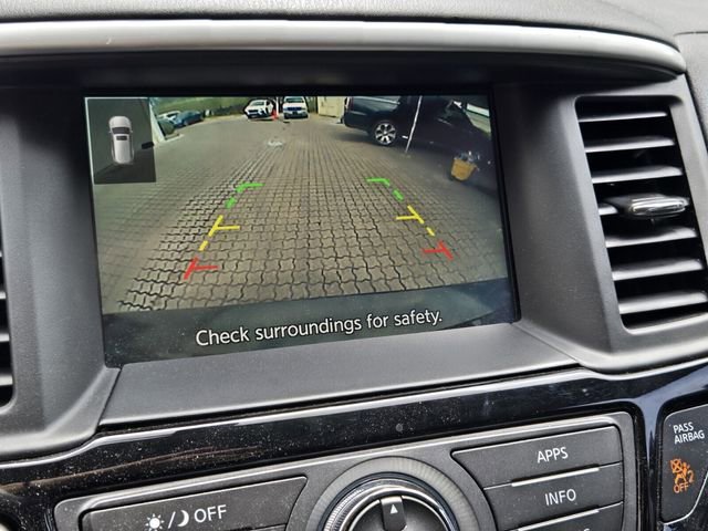 Used 2020 Nissan Pathfinder S image 25