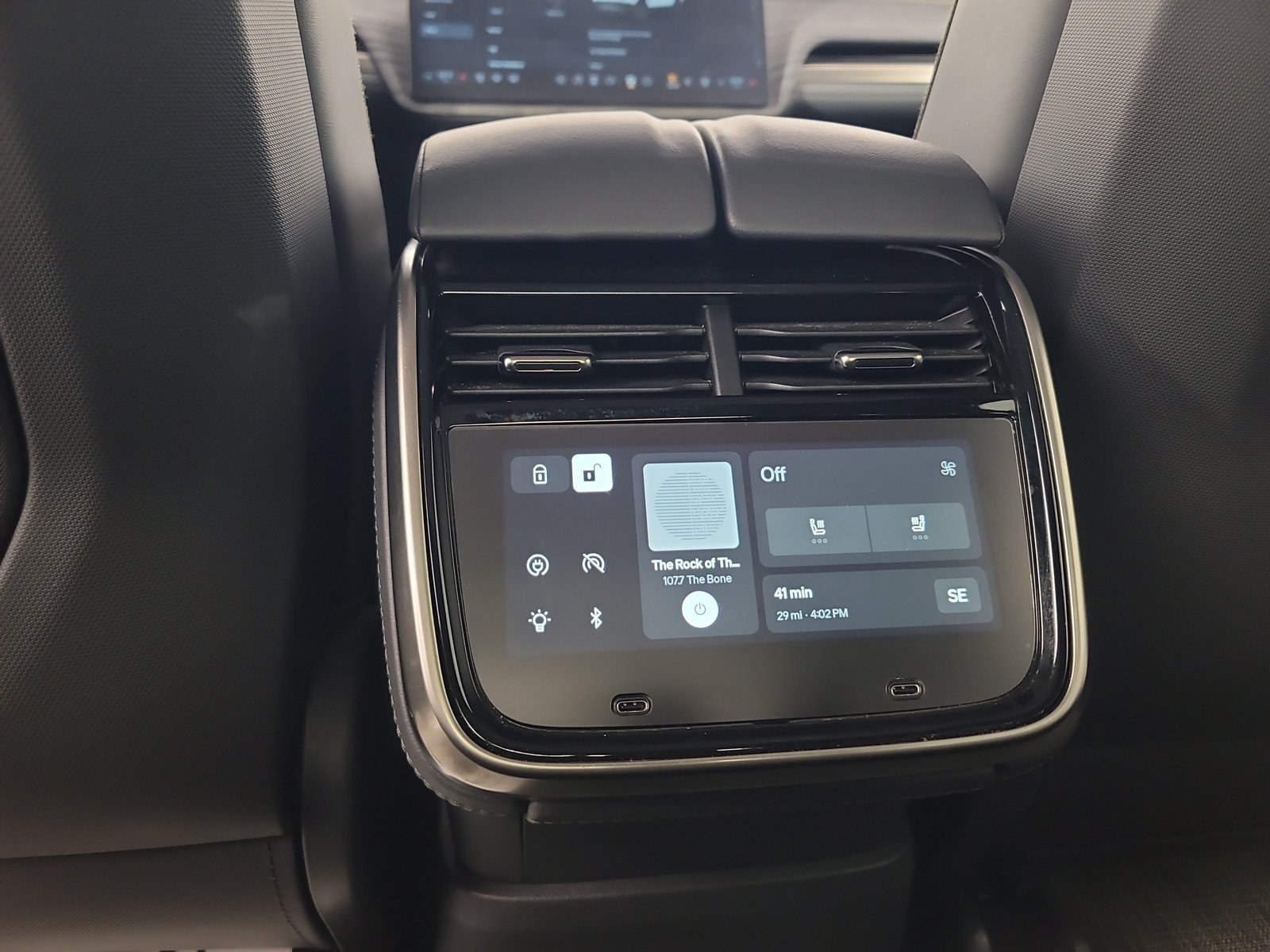 Used 2023 Rivian R1T Adventure AWD/4WD image 28
