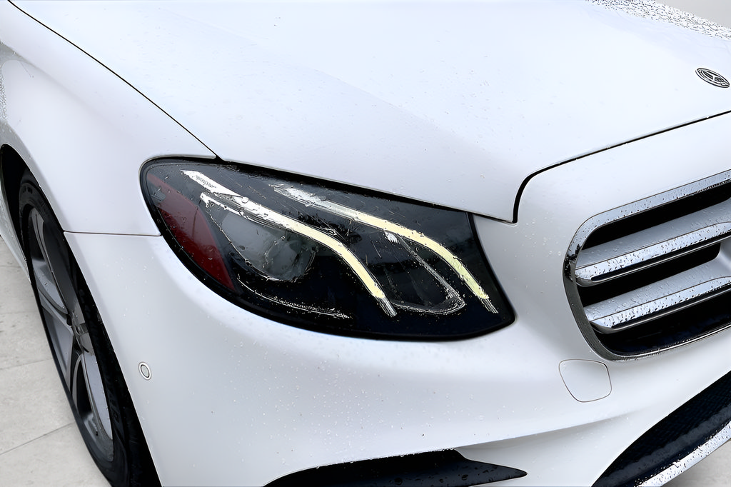 Used 2018 Mercedes-Benz E 300 image 34