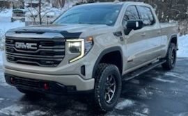 Used 2022 GMC Sierra 1500 AT4 w/ AT4 Preferred Package image 1