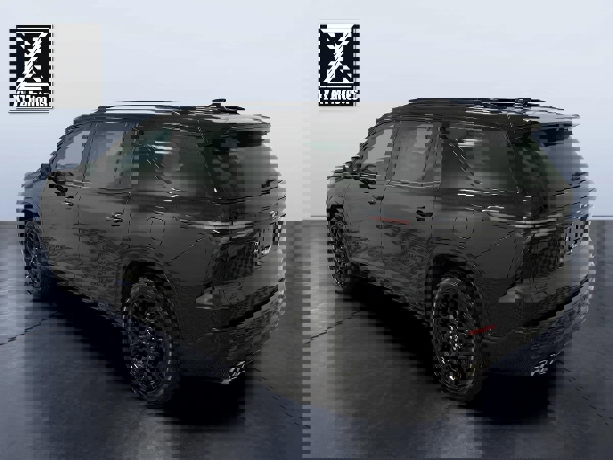 Used 2024 Chevrolet Traverse RS w/ LPO, Floor Liner Package image 4