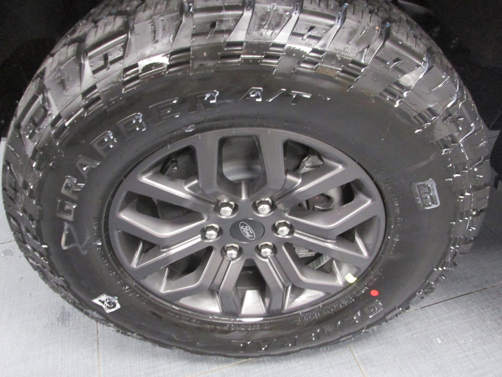 New 2025 Ford F150 Tremor w/ Bed Utility Package image 15