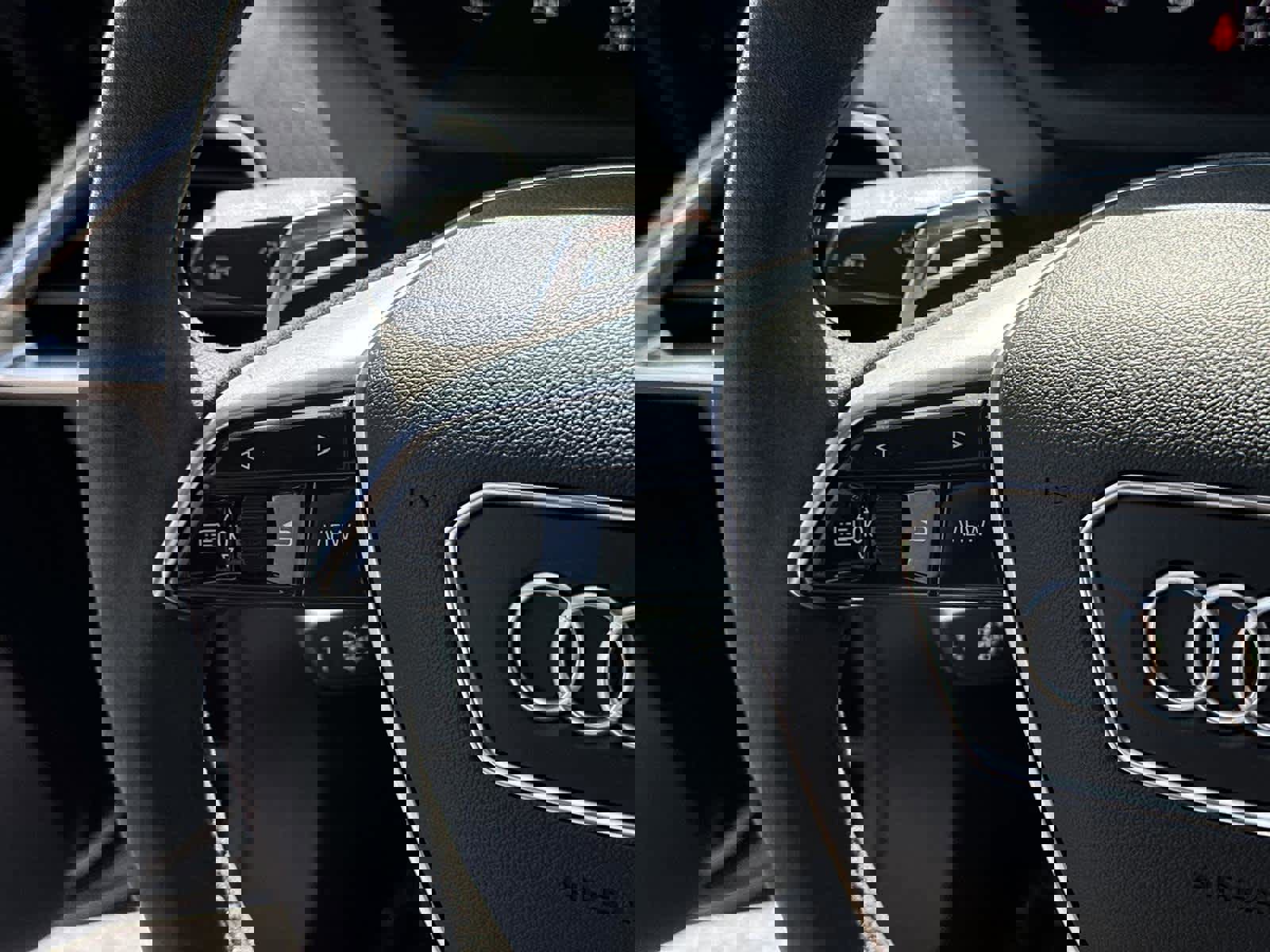 Used 2022 Audi e-tron GT Premium Plus image 24