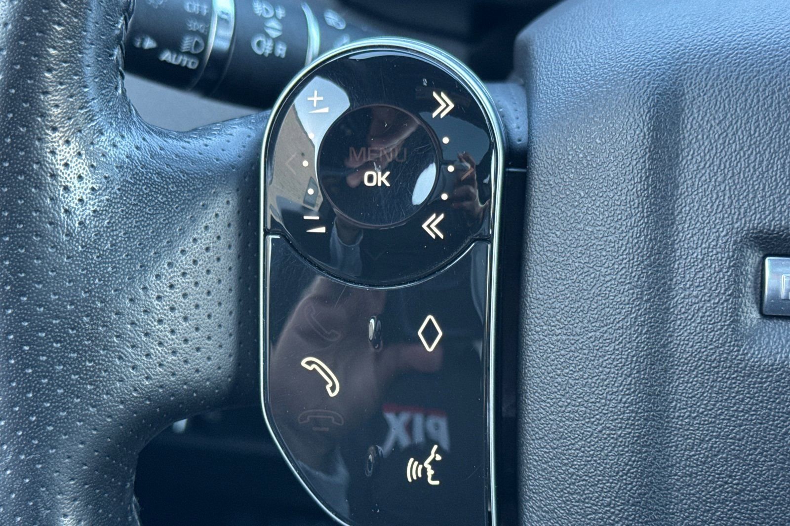 Used 2019 Land Rover Range Rover Sport HSE image 27