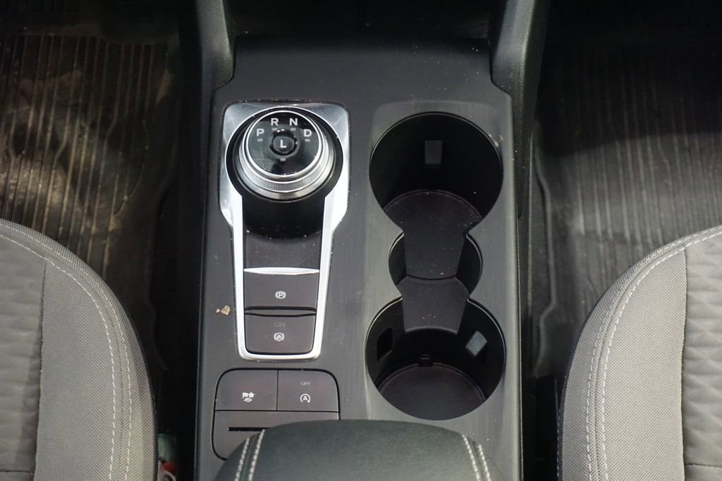 Used 2020 Ford Escape SE image 28