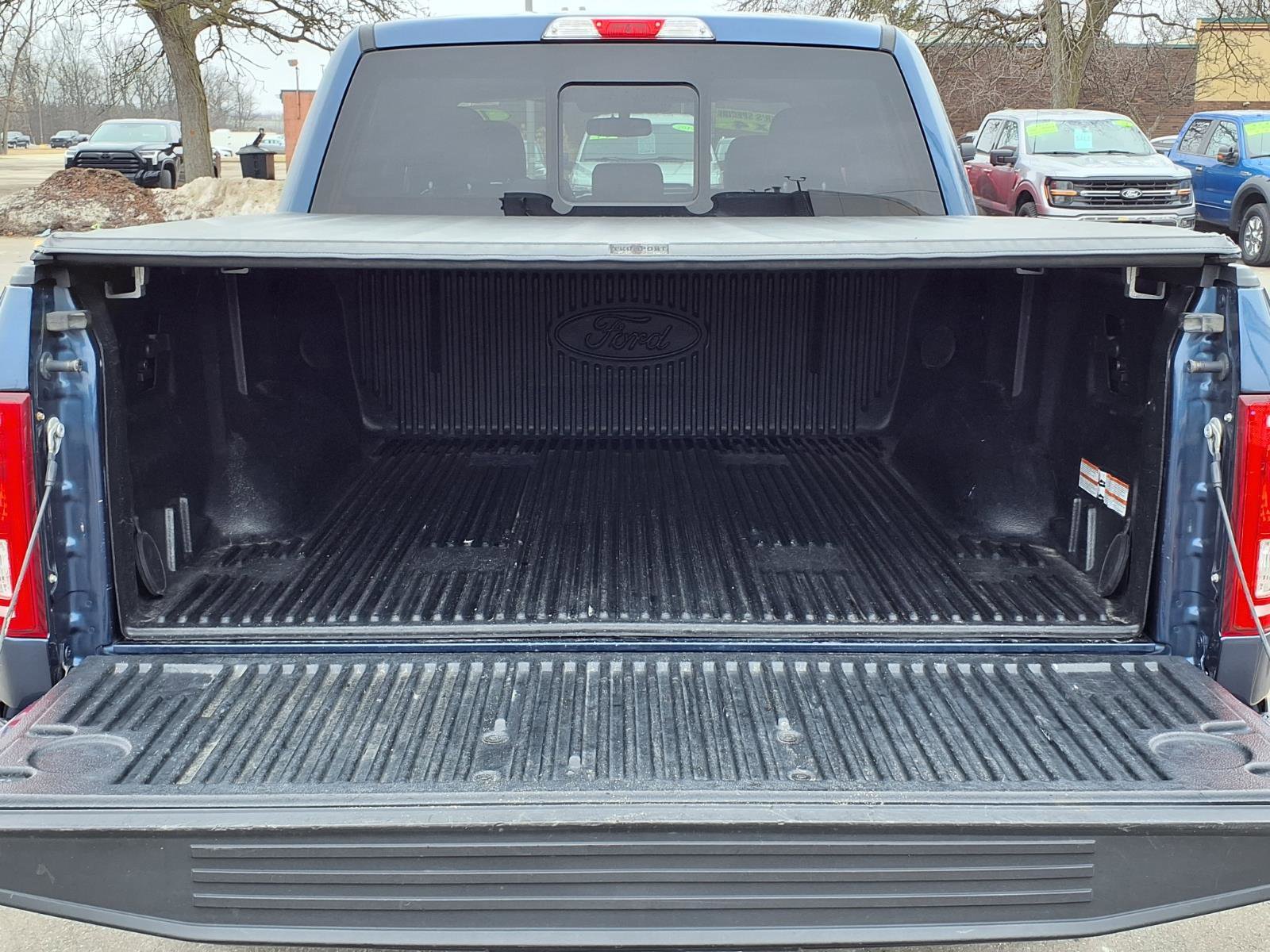 Used 2016 Ford F150 XLT w/ Equipment Group 302A Luxury image 21