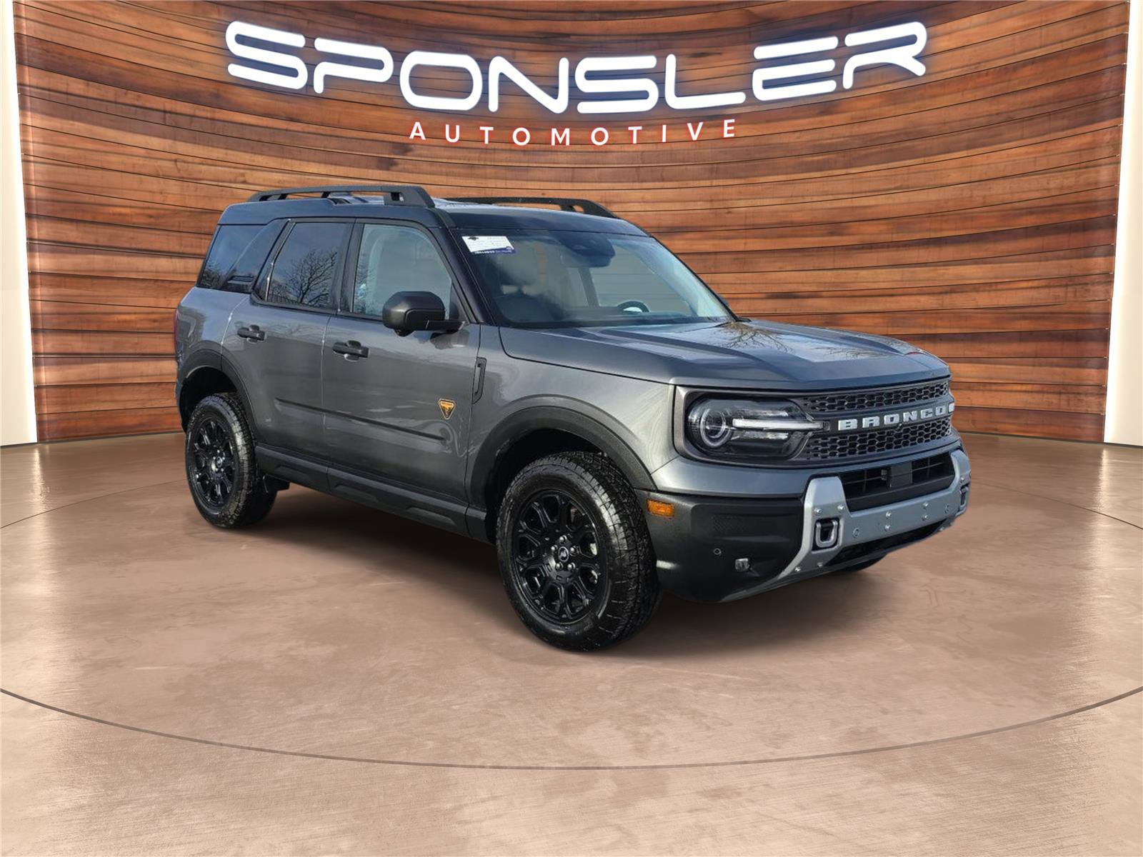 Used 2025 Ford Bronco Sport Badlands image 8