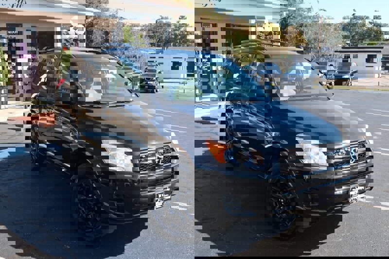 Used 2012 Toyota RAV4 4WD w/ Value Pkg image 3