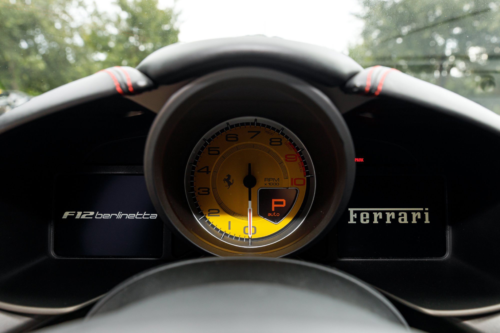Used 2014 Ferrari F12 Berlinetta RWD image 28