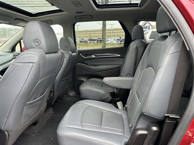 Used 2019 Buick Enclave Essence image 10