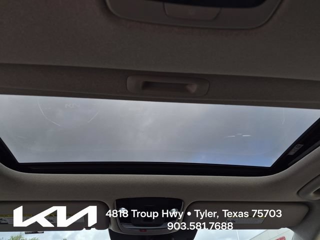 Certified 2023 Kia Niro Wave FWD image 28