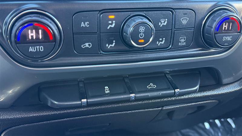 Used 2018 Chevrolet Silverado 1500 LT w/ All Star Edition RWD image 37