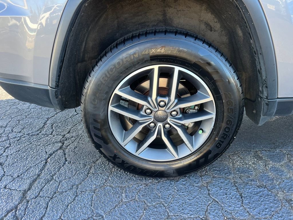 Used 2021 Jeep Grand Cherokee Limited image 12