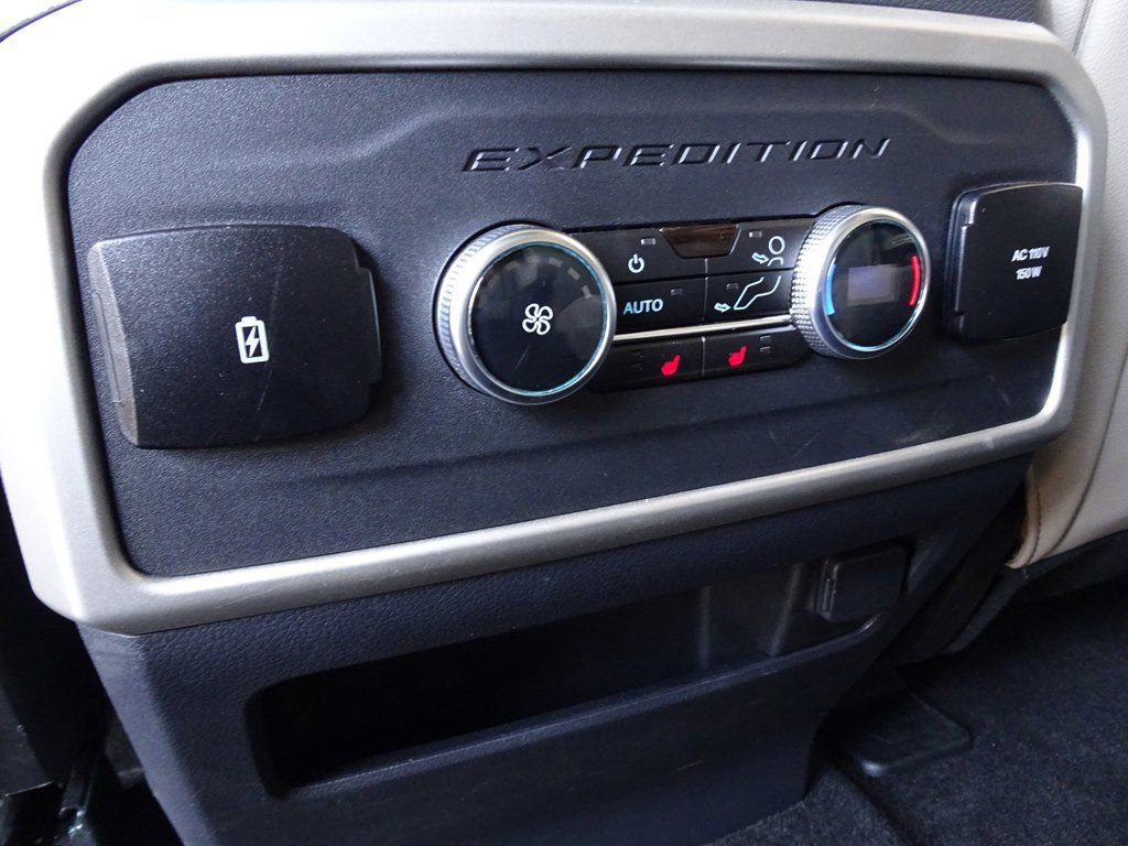 Used 2023 Ford Expedition Limited image 24