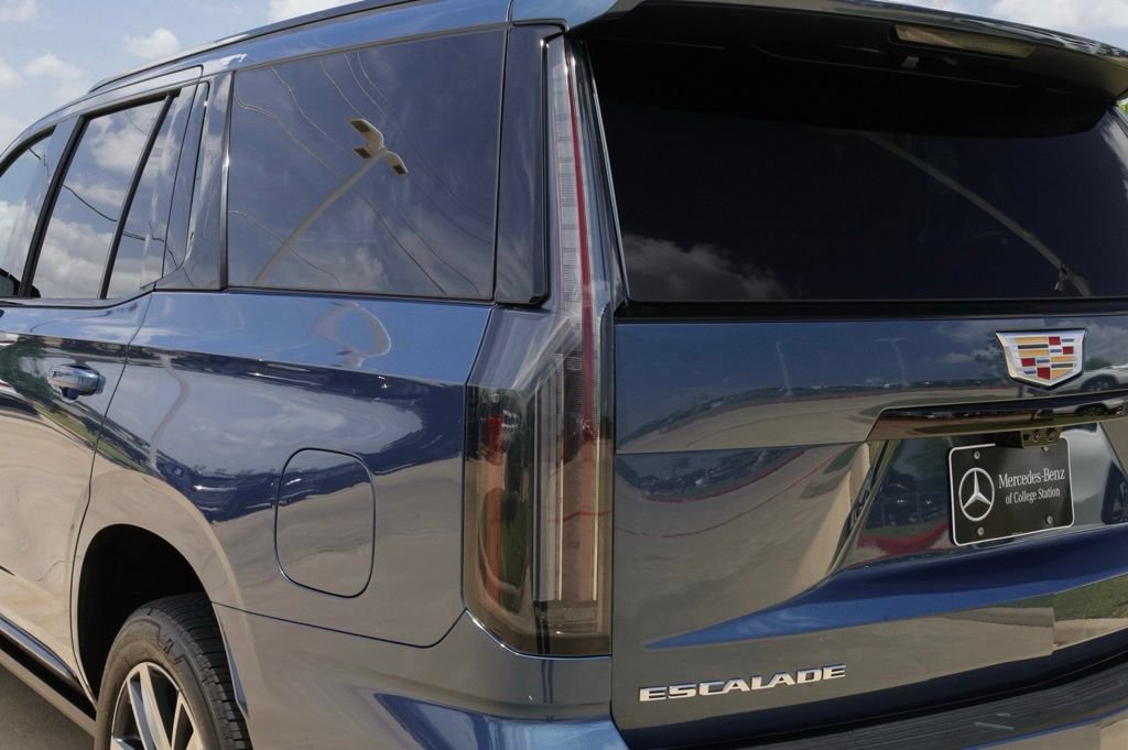 Used 2026 Cadillac Escalade Sport RWD image 12