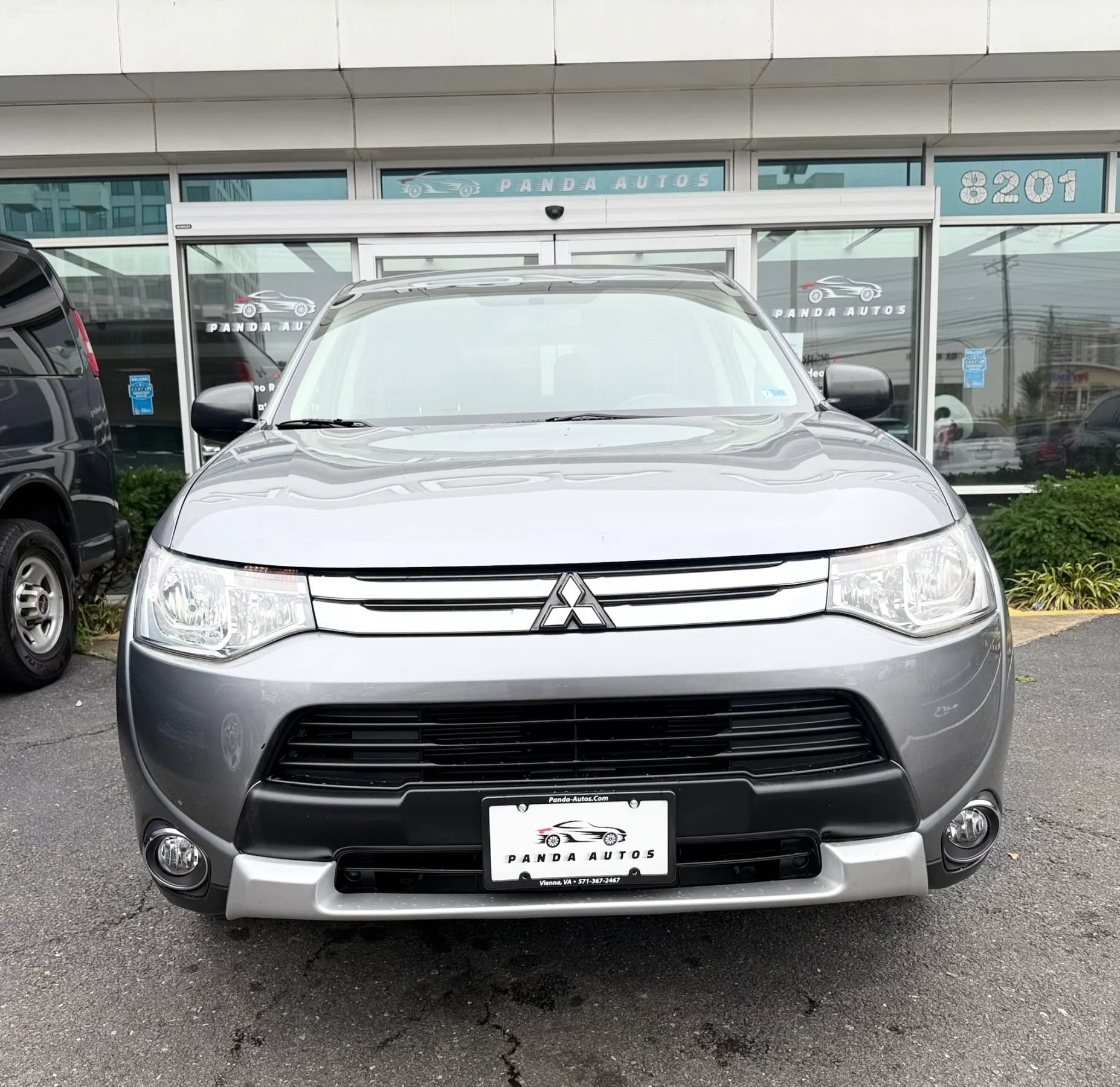 Used 2015 Mitsubishi Outlander ES FWD image 2