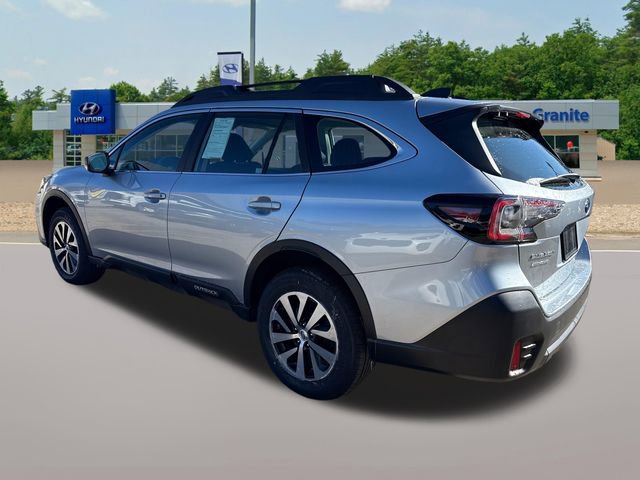 Used 2022 Subaru Outback 2.5i image 4