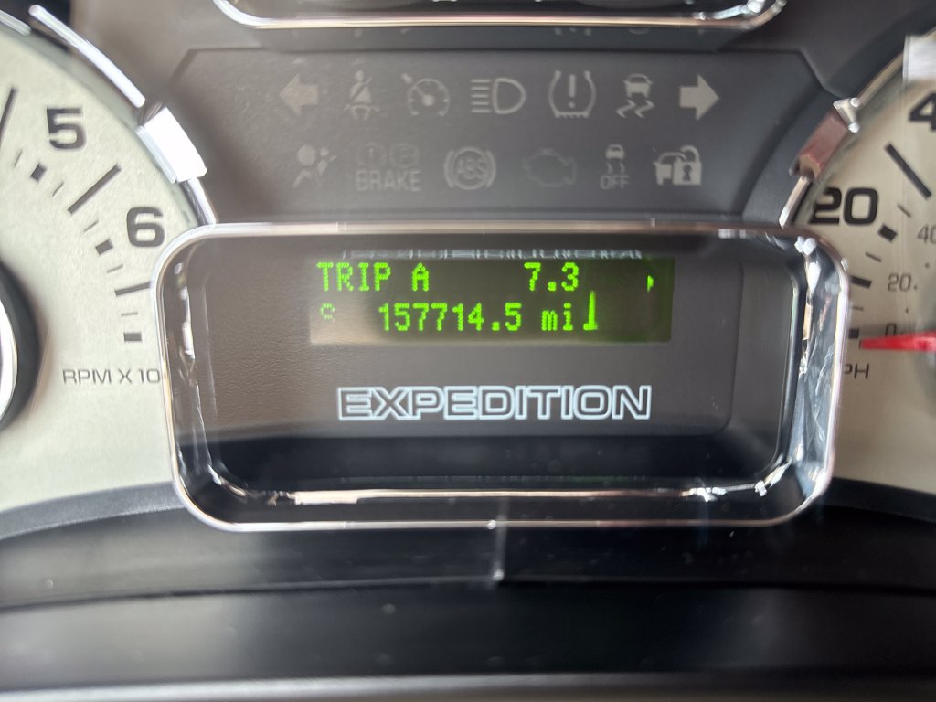 Used 2014 Ford Expedition EL XLT w/ Equipment Group 202A AWD/4WD image 20