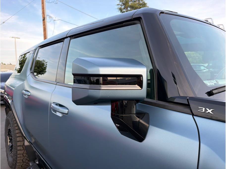Used 2024 GMC Hummer EV 3X w/ Omega Edition AWD/4WD image 50
