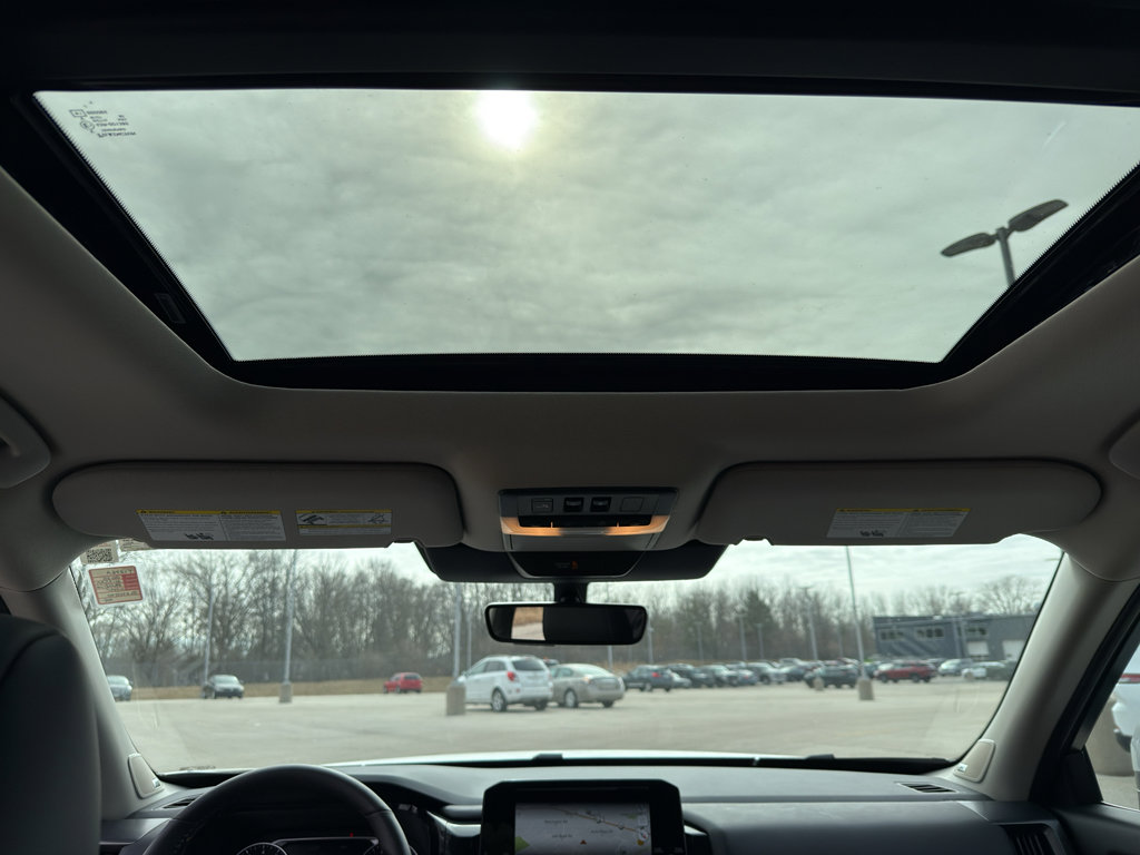 Certified 2025 Nissan Pathfinder SL w/ SL Premium Package image 29