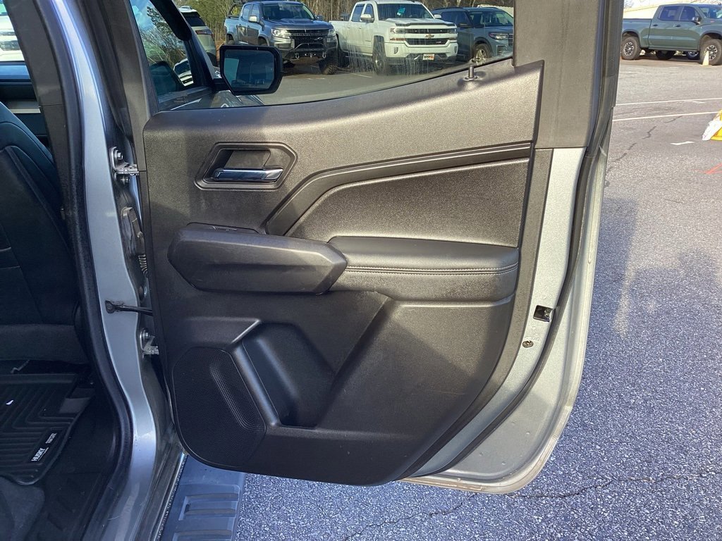 Used 2023 Chevrolet Colorado LT w/ LT Convenience Package II image 6