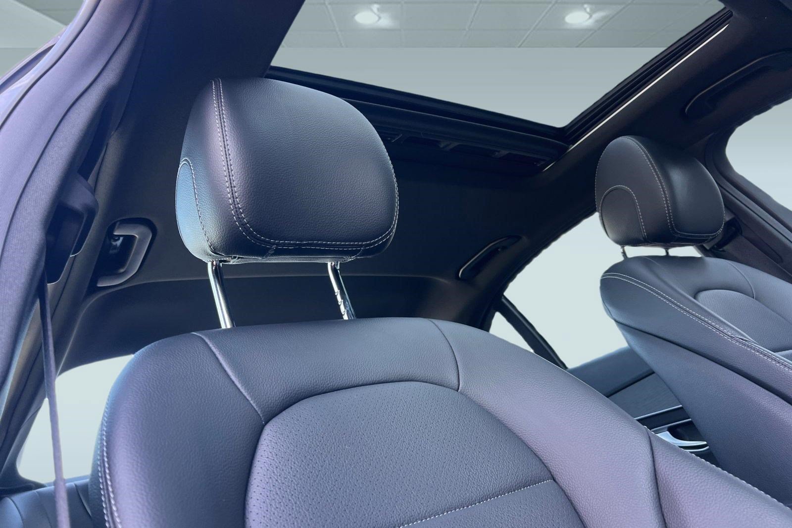Certified 2019 Mercedes-Benz C 300 Sedan image 24