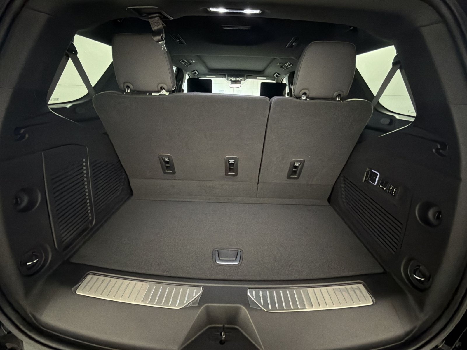 New 2026 Chevrolet Tahoe Premier AWD/4WD image 27