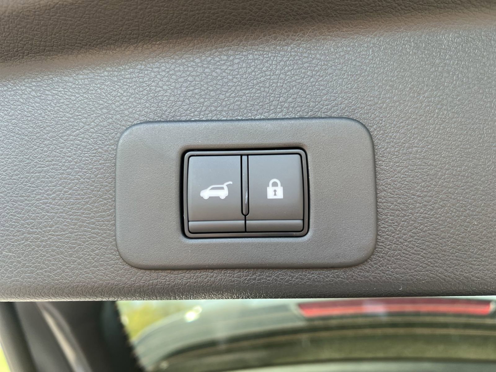 New 2025 Nissan Murano SV image 33