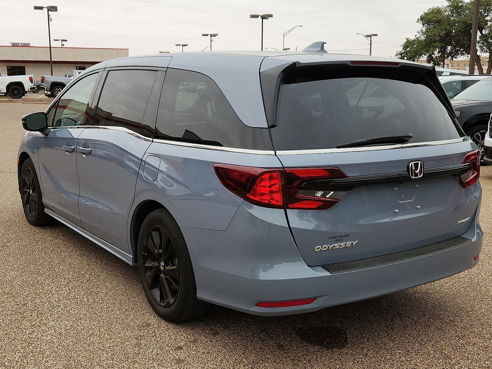 Used 2023 Honda Odyssey Sport image 3