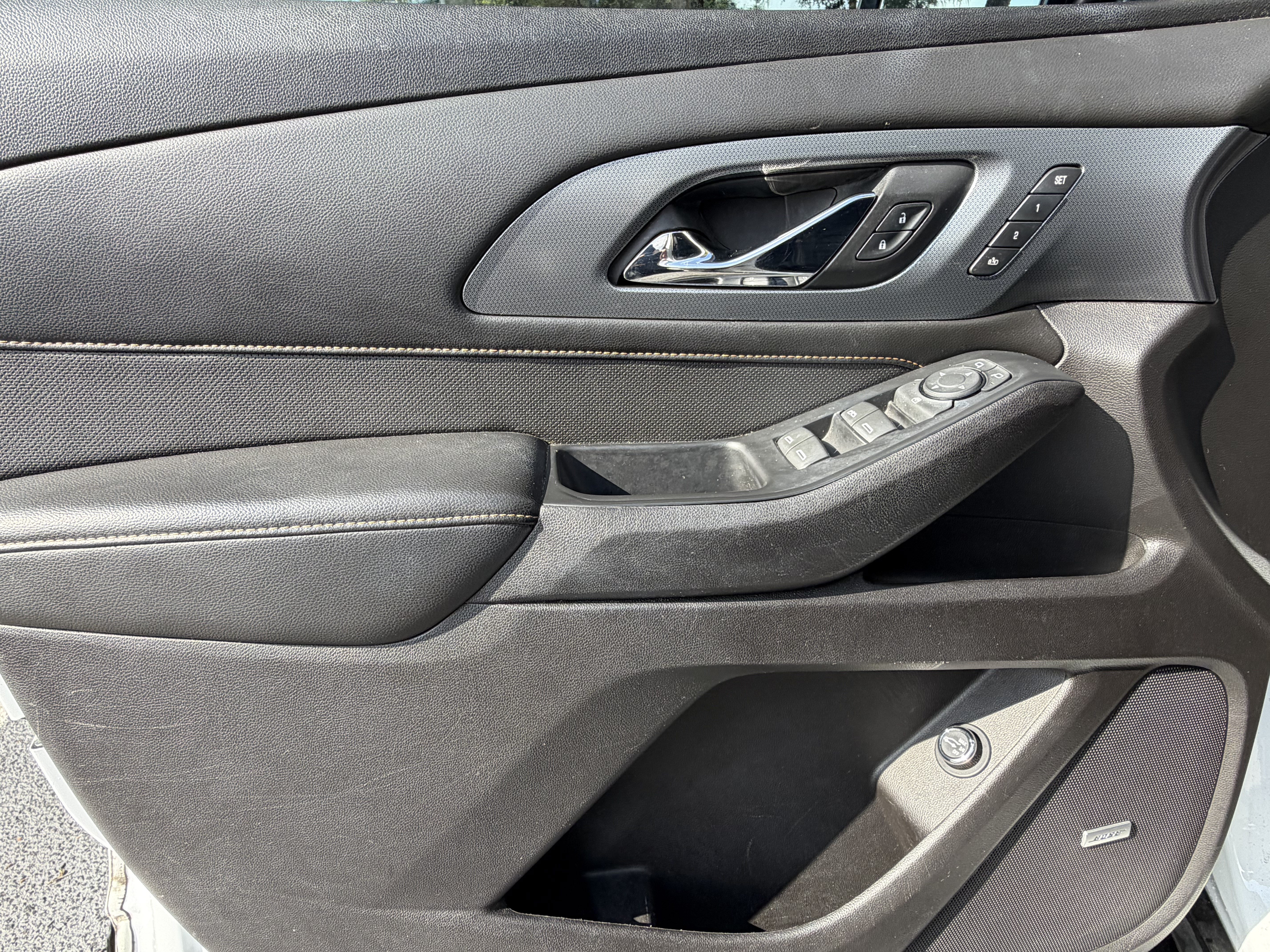 Used 2018 Chevrolet Traverse Premier w/ Redline Edition FWD image 13