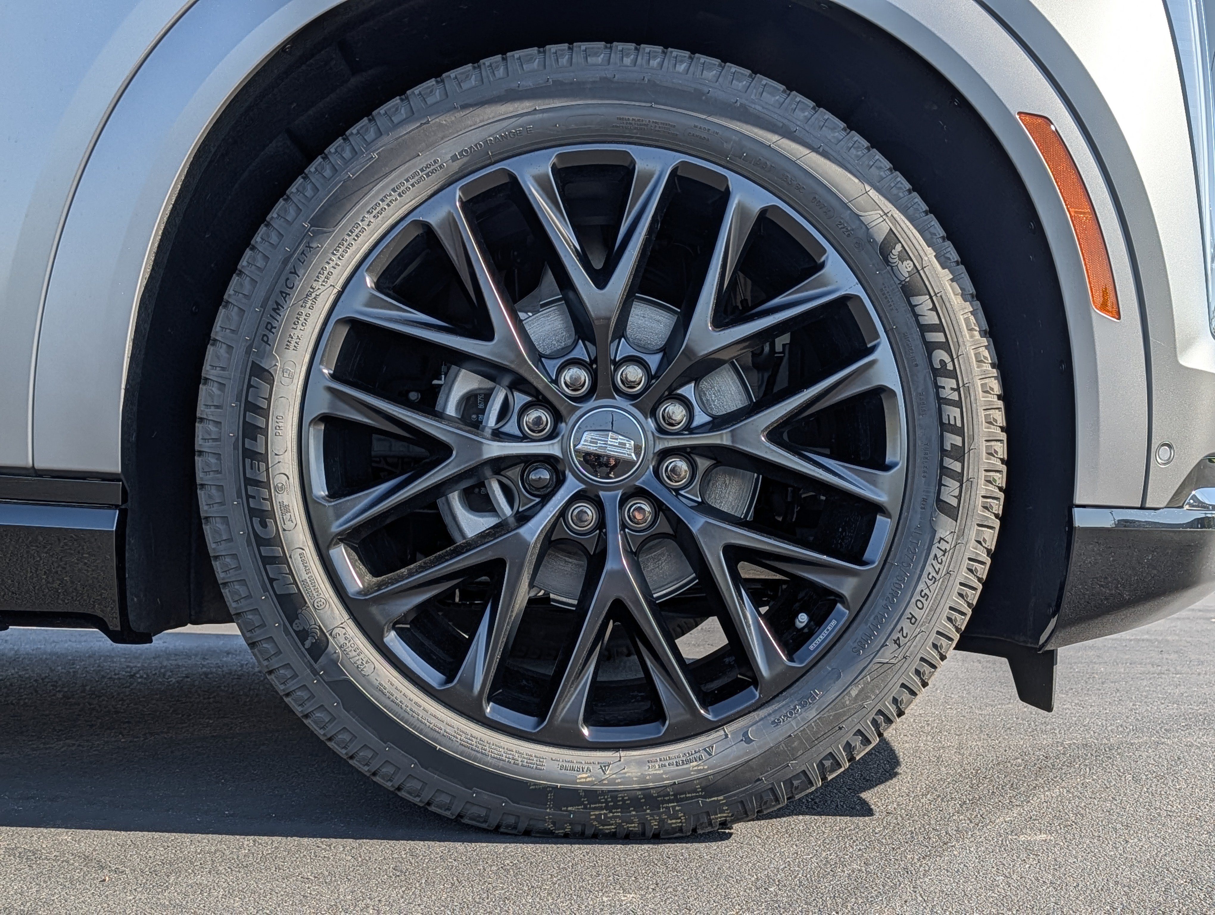 New 2026 Cadillac Escalade IQ Sport 2 w/ LPO, ONYX Package AWD/4WD image 9