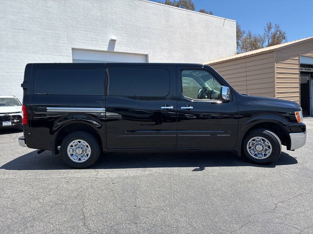 Used 2020 Nissan NV 3500 SL RWD image 4