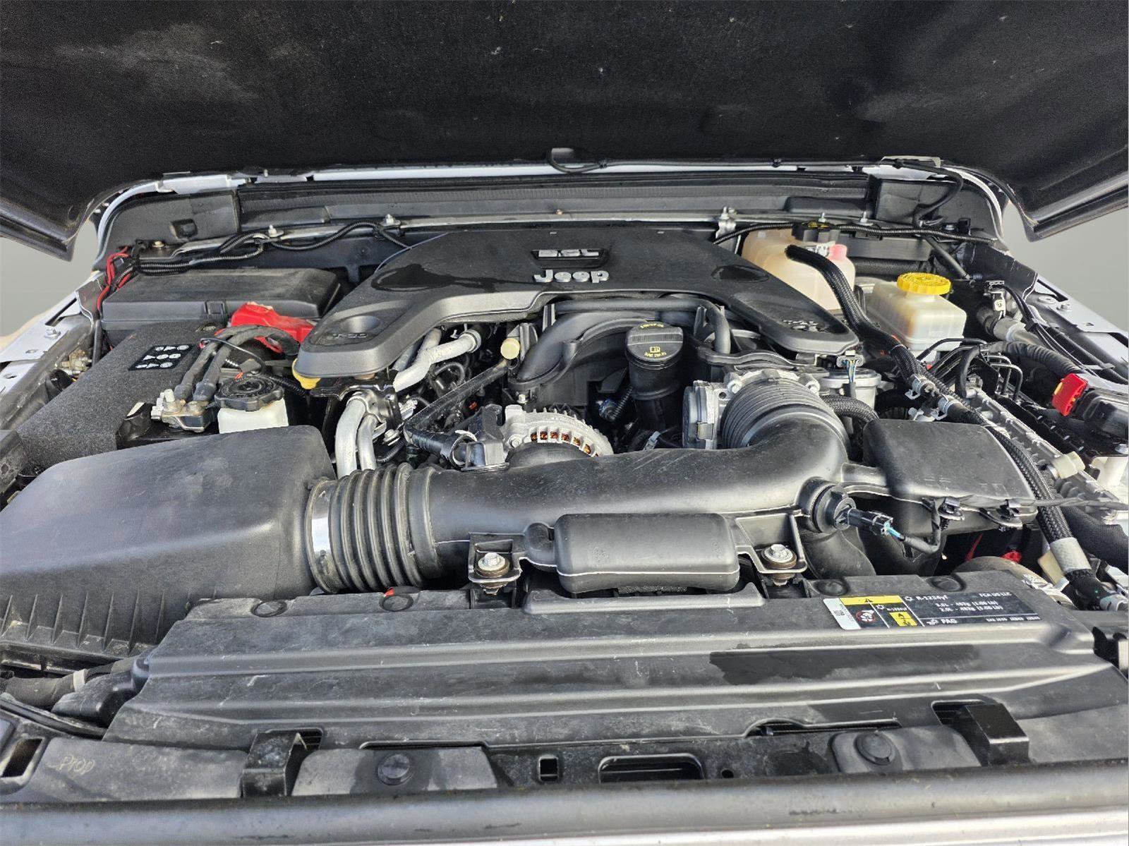 Used 2018 Jeep Wrangler Rubicon w/ Steel Bumper Group image 35