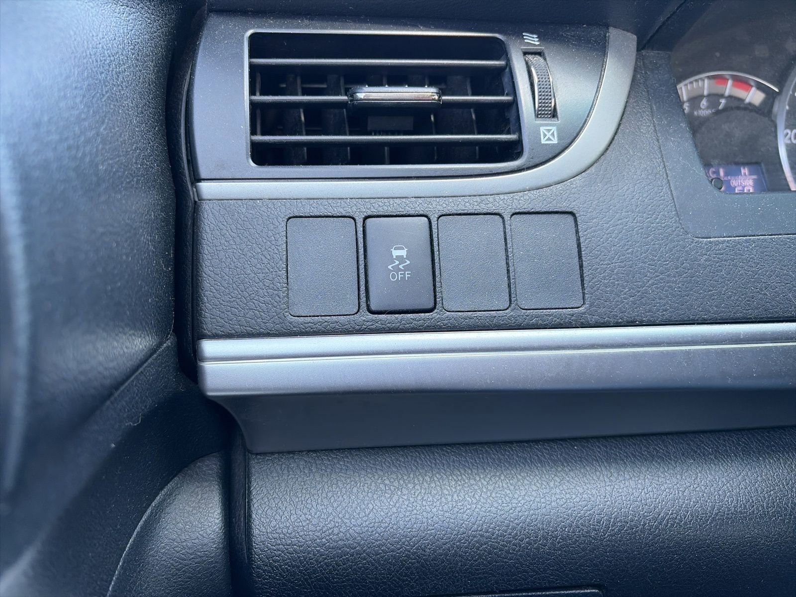 Used 2014 Toyota Camry SE image 21