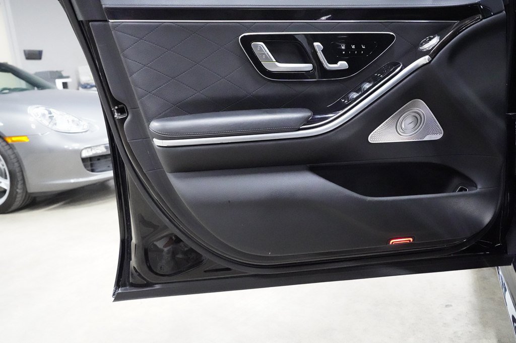 Used 2021 Mercedes-Benz S 580 4MATIC Sedan image 9