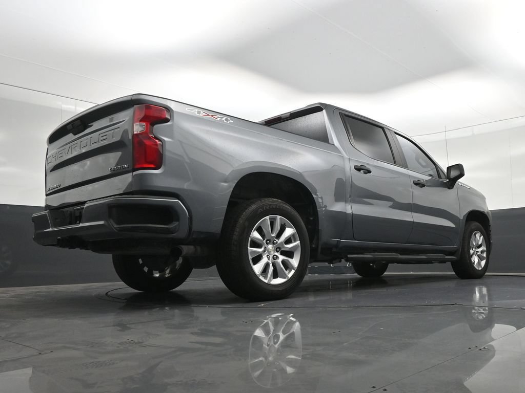 Used 2022 Chevrolet Silverado 1500 Custom w/ Safety Confidence Package AWD/4WD image 27