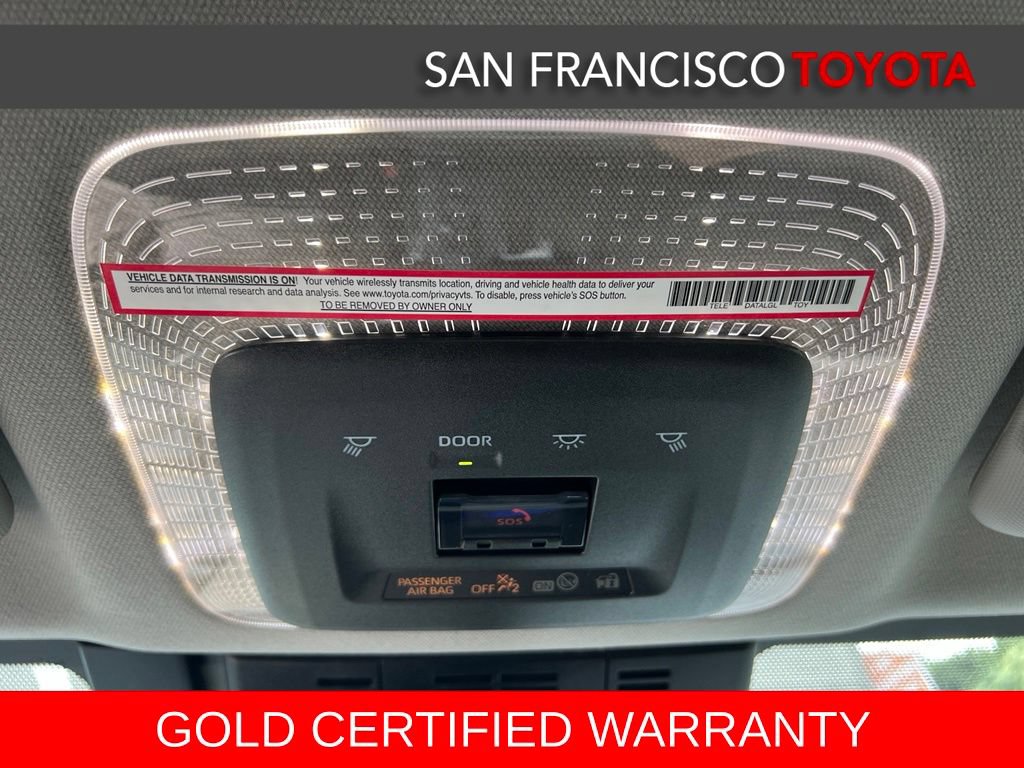 Certified 2024 Toyota Prius XLE FWD image 29