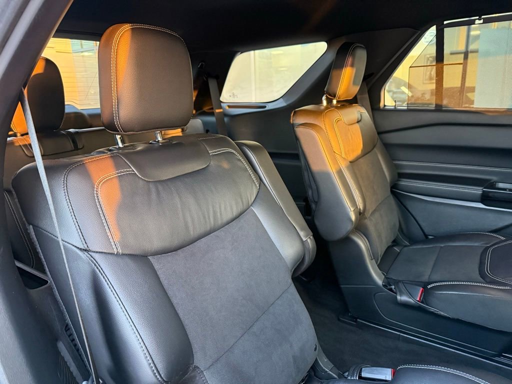 Used 2022 Ford Explorer ST image 25