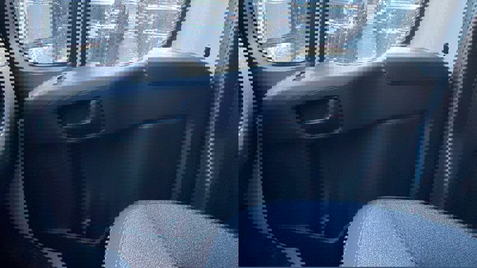 Used 2025 RAM ProMaster 2500 w/ Storage Group image 15