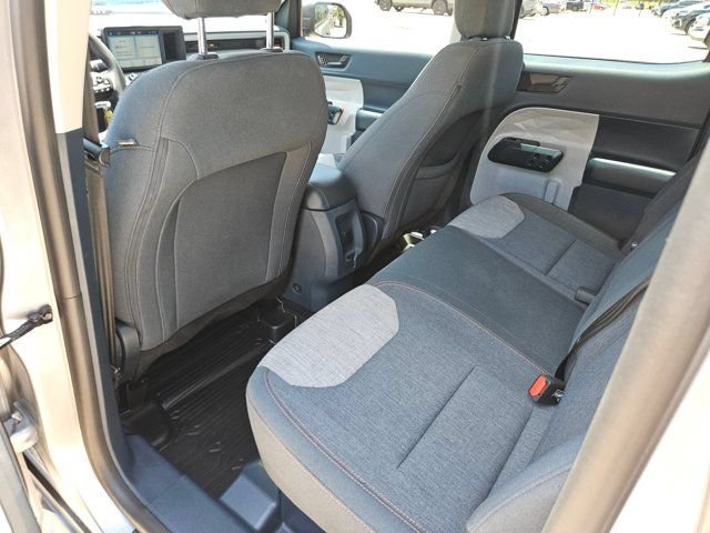 Used 2023 Ford Maverick XLT FWD image 11