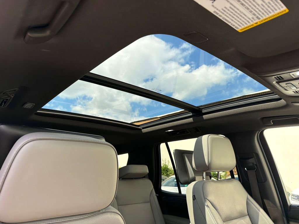 Used 2021 GMC Yukon SLT w/ SLT Luxury Plus Package image 16