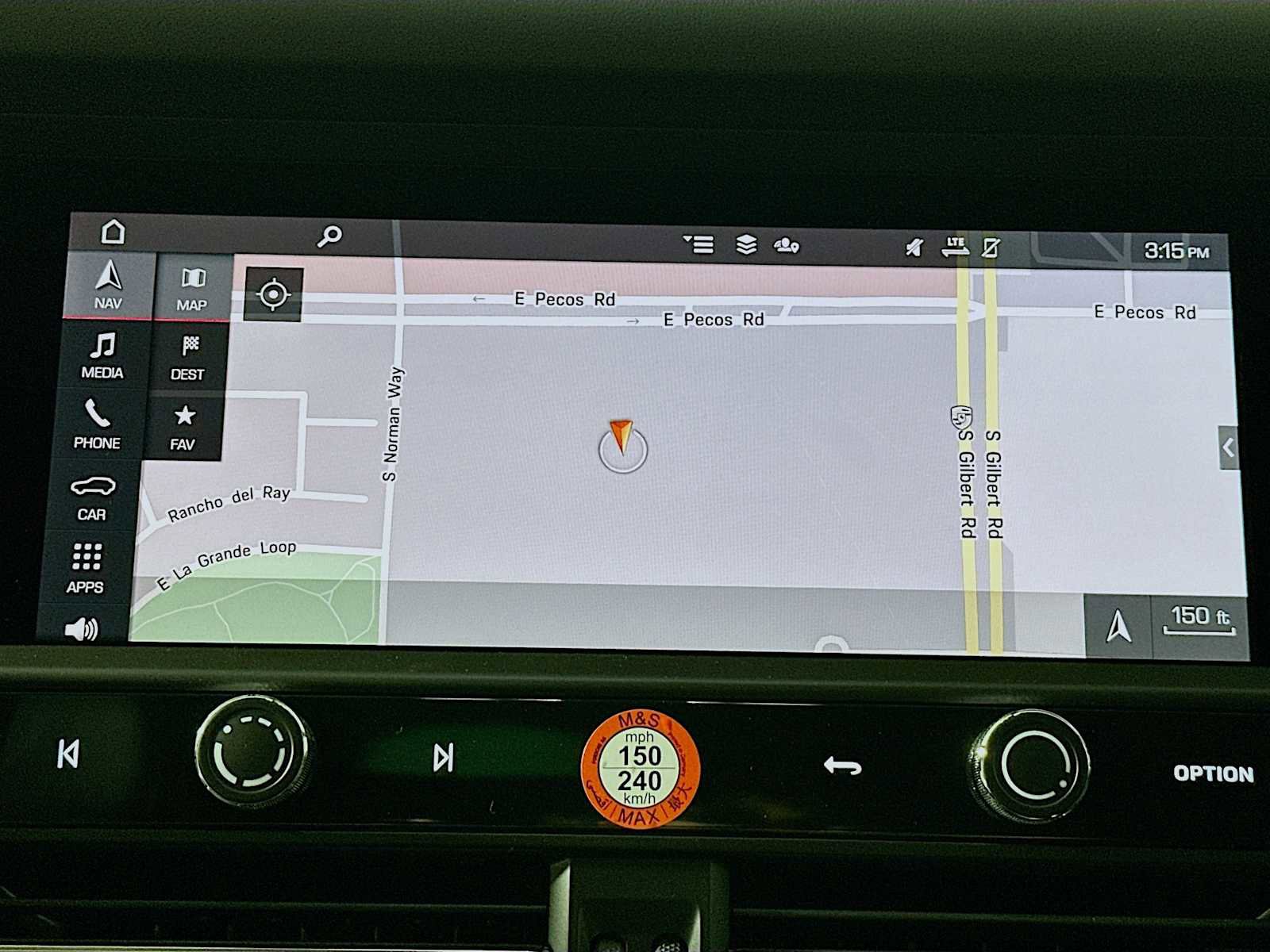 New 2026 Porsche Macan image 18