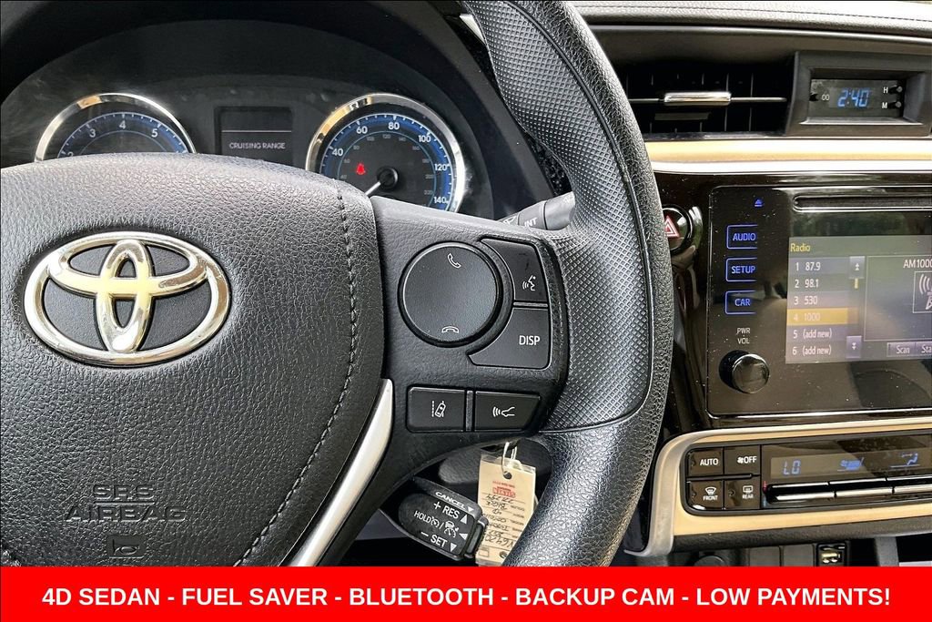 Used 2017 Toyota Corolla LE image 12